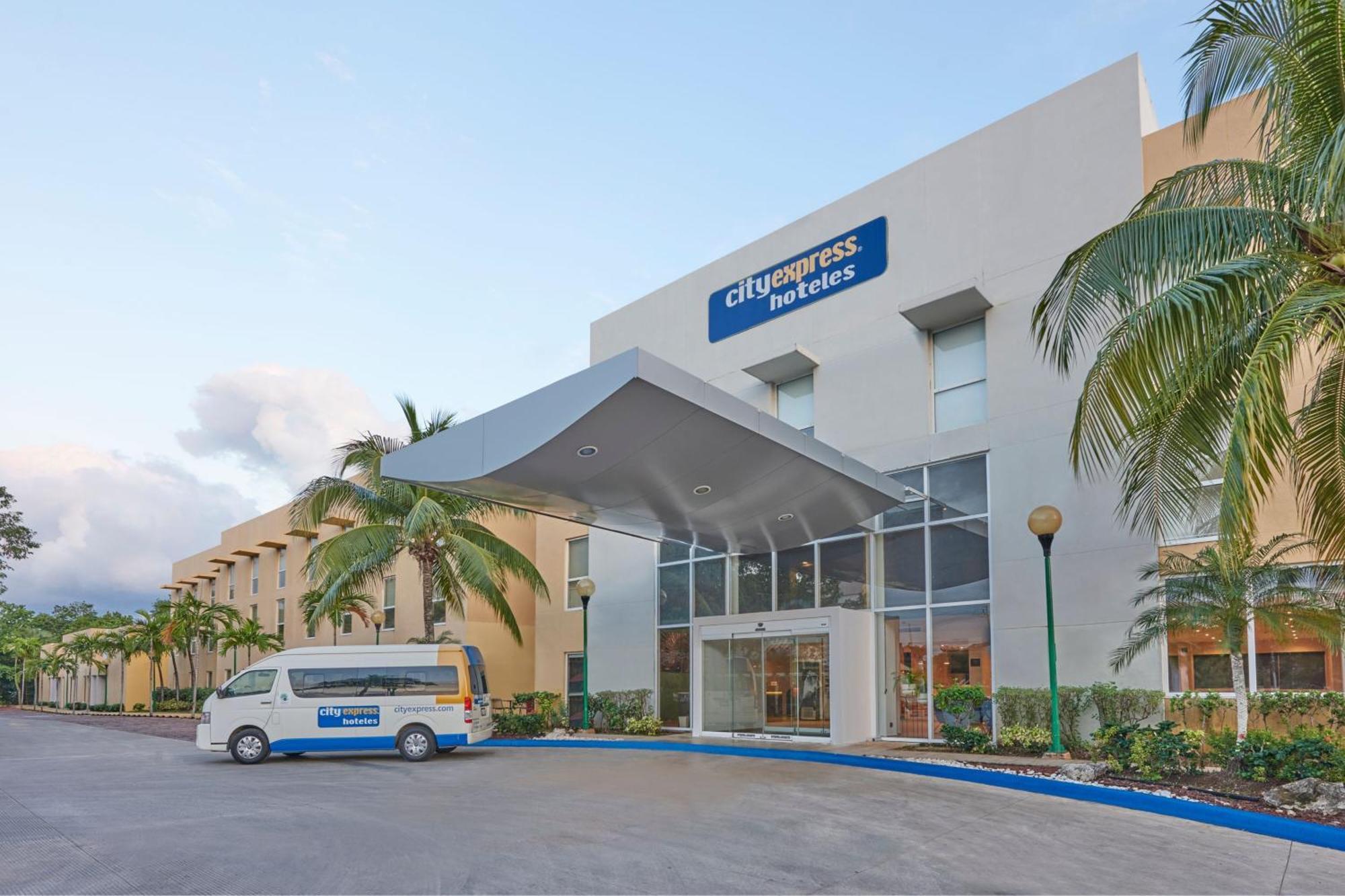 City Express By Marriott Playa Del Carmen Dış mekan fotoğraf